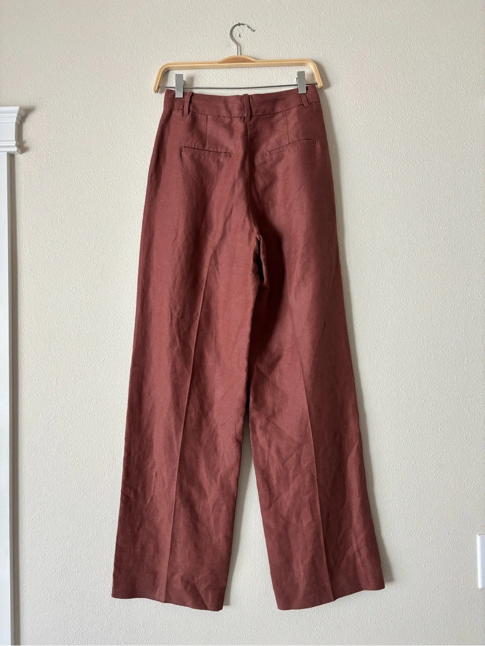 Aritzia Wilfred The Effortless Pant Wide-Leg Trousers in Brick Red Brown Size 4